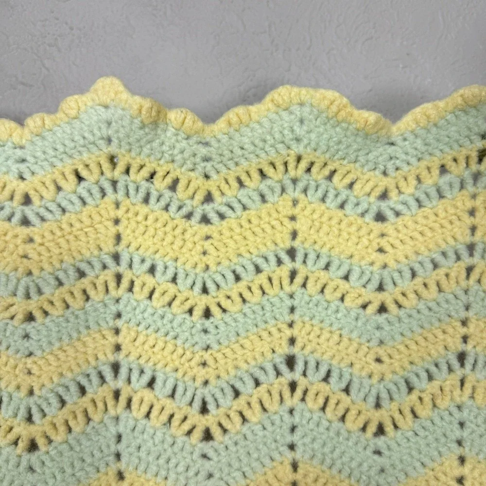 Vintage Handmade Crochet Baby Blanket Cottage 40x32 Chevron Pastel Yellow Green